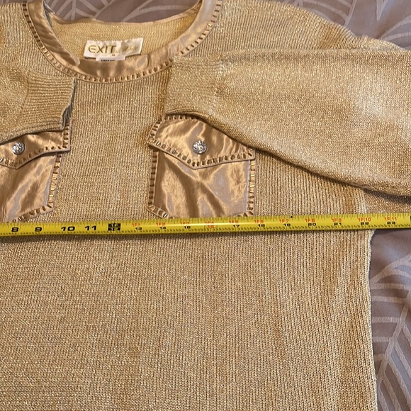 EXIT in White gold sweater - Picture 5 of 7